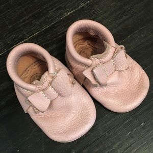 Freshly Picked Baby Girl All Leather Moccasin.